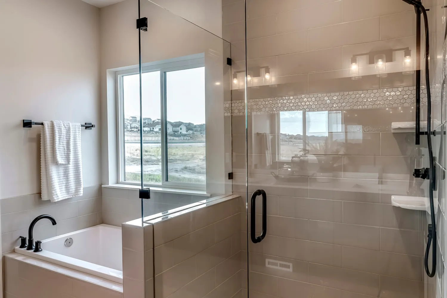 Glass Shower Doors Near You | Glass Innovation Corp