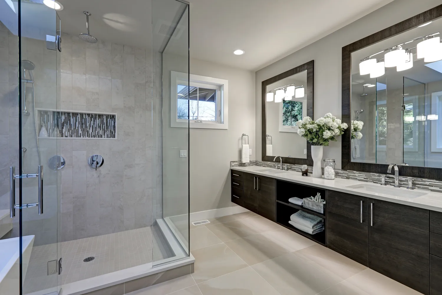 Shower Glass Doors Near You | Glass Innovation
